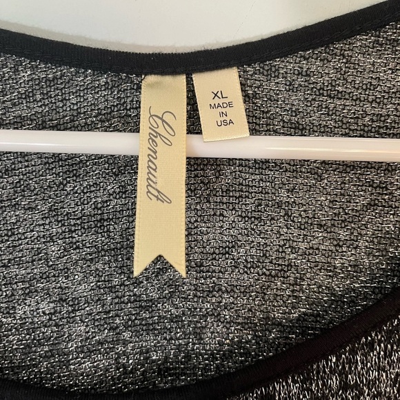 Chenault Blouse. Metallic Sheer Body. Asymmetrical Hem w/ Side Zipper. Size XL. - Picture 4 of 6